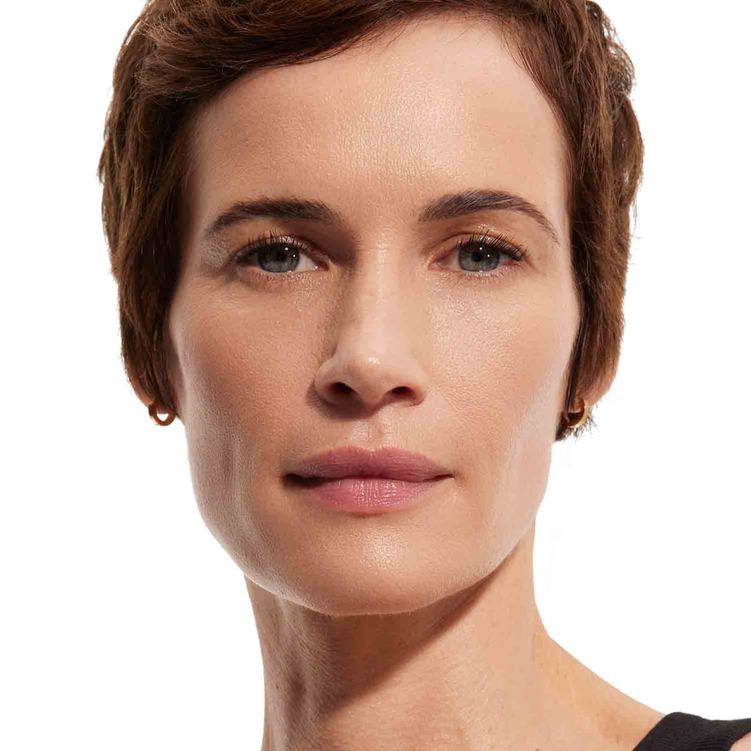 ALL HOURS GLOW FOUNDATION (BASE DE MAQUILLAJE)